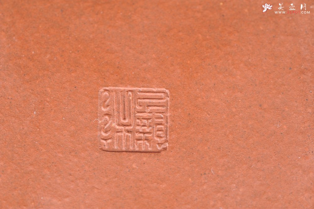 紫砂壶图片：何瑞精心装饰全手工舍得套组6件套 - 美壶网