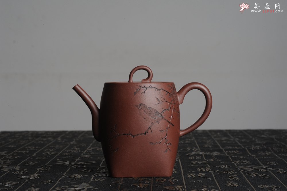 紫砂壶图片：全手工舍得套组 采用优质龙血砂泥料 助工袁德波精心装饰花鸟 - 美壶网