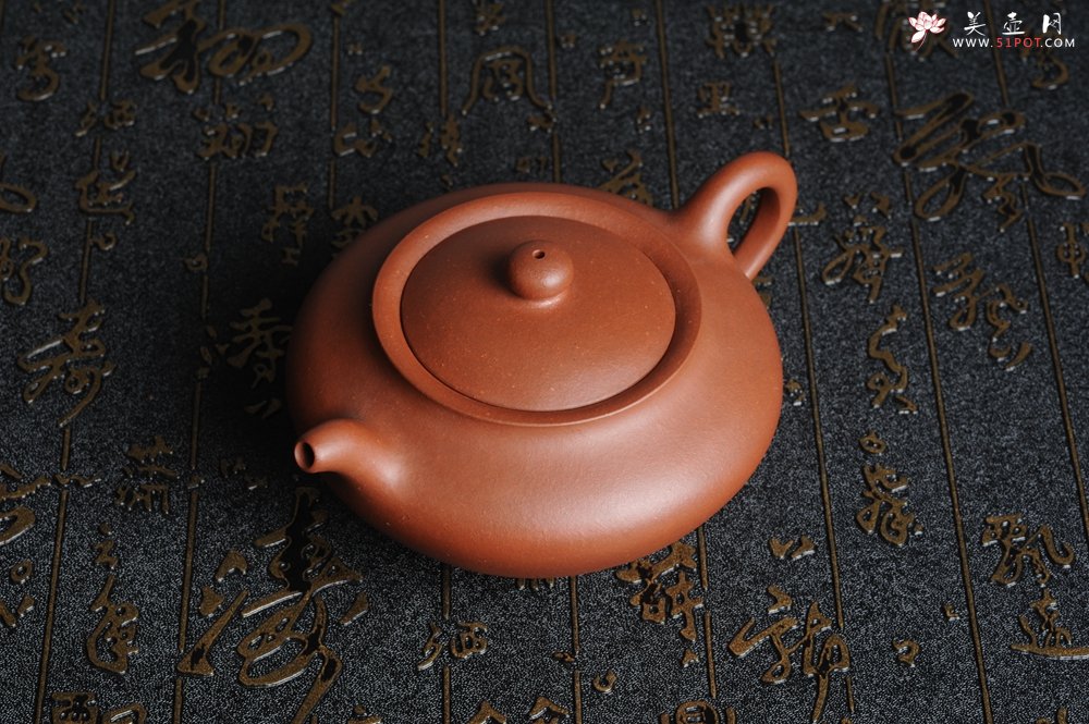 紫砂壶图片：端庄秀美全手工合盘 - 美壶网