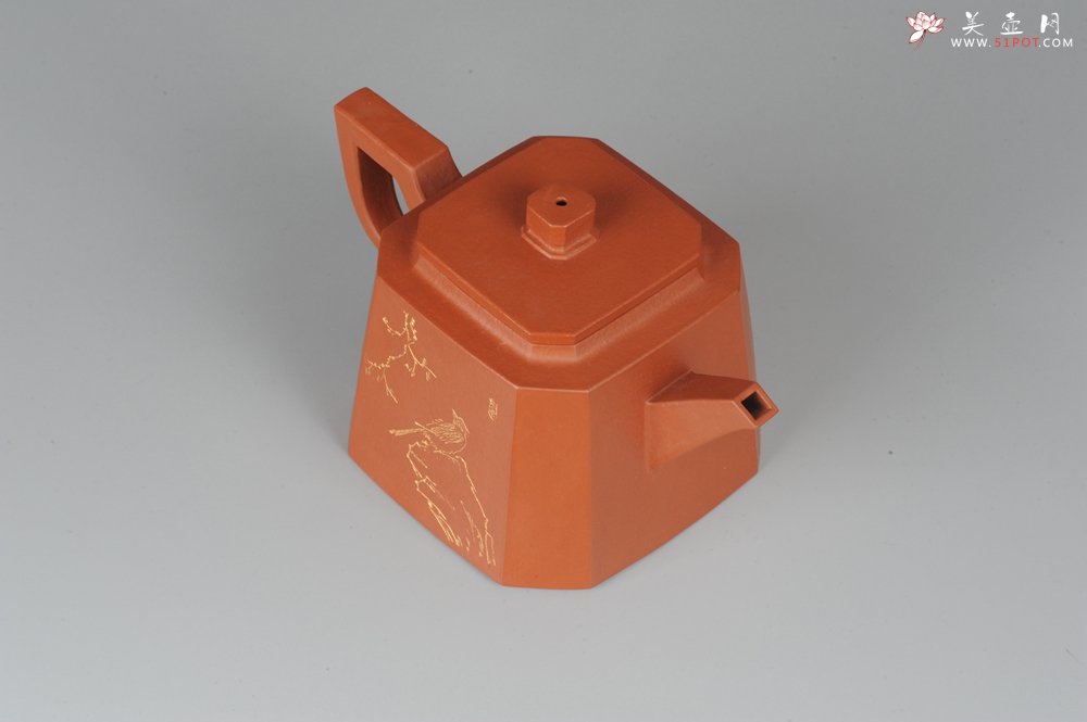 紫砂壶图片：线条优美 文气十足 全手工四方玉鼎 - 美壶网