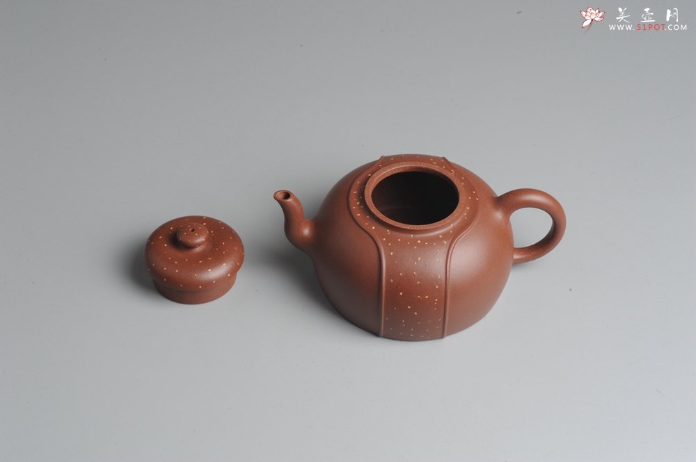 紫砂壶图片：美壶特惠 铺沙龙带壶 饱满精神 - 美壶网