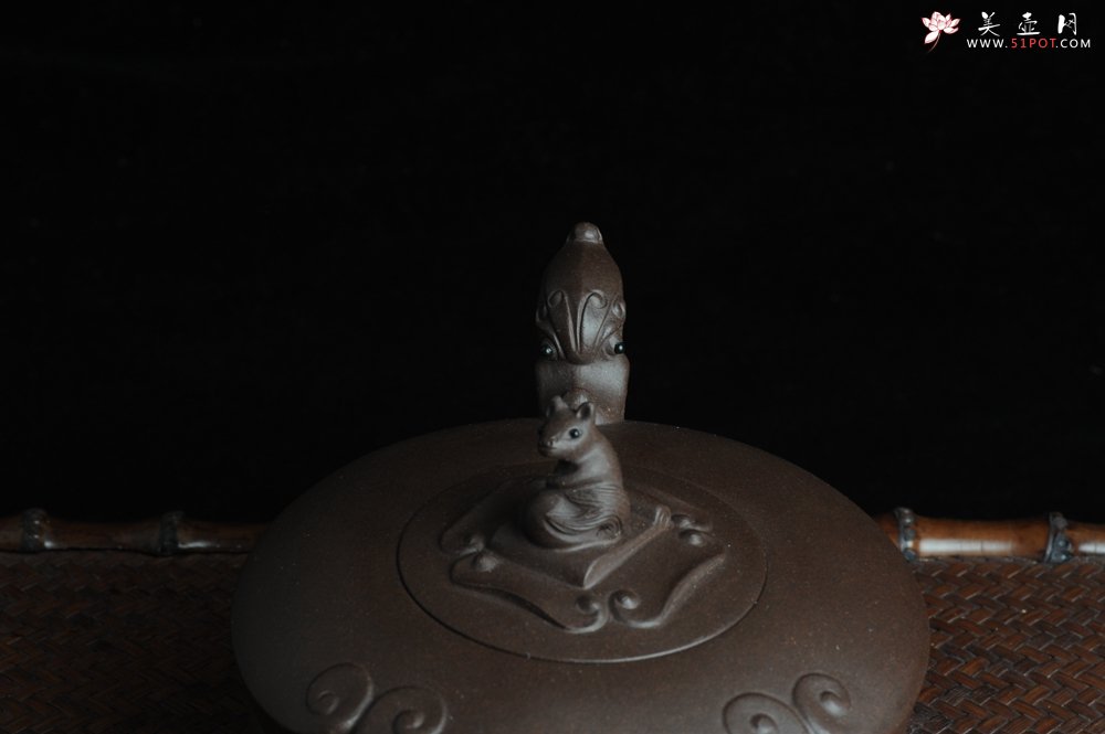 紫砂壶图片：美壶特惠 老紫泥望子成龙 浑厚大气 造型别致 - 美壶网