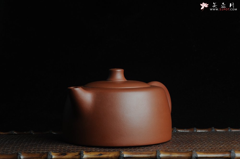 紫砂壶图片：美壶年底特惠 精工大天际壶 嵌盖难度大 大品更尽兴 - 美壶网