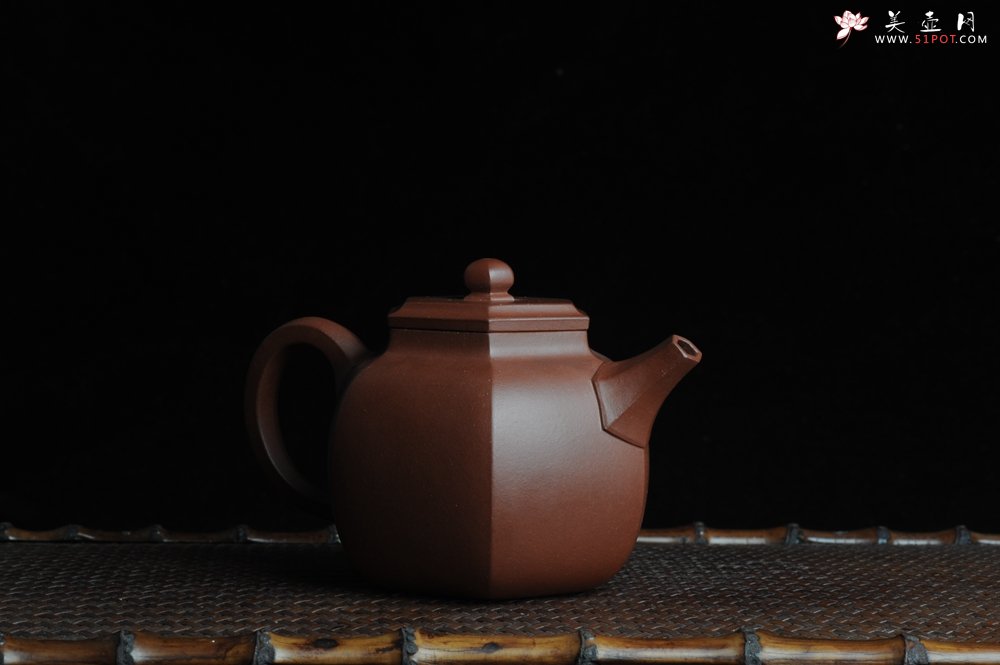 紫砂壶图片：全手工六方巨轮 - 美壶网