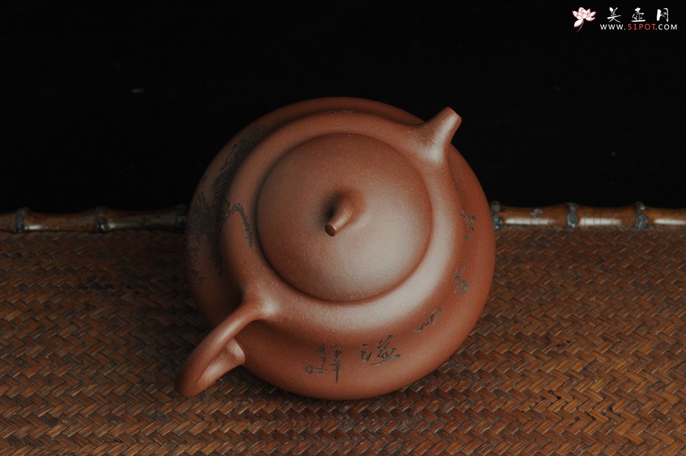 紫砂壶图片：美壶特惠 文气葫芦（福禄）壶 装饰游鱼之乐 - 美壶网