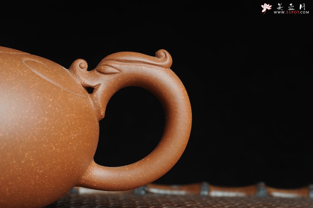 紫砂壶图片：美壶特惠 优质降坡泥龙凤呈祥 寓意吉祥 嵌盖难度大 - 美壶网