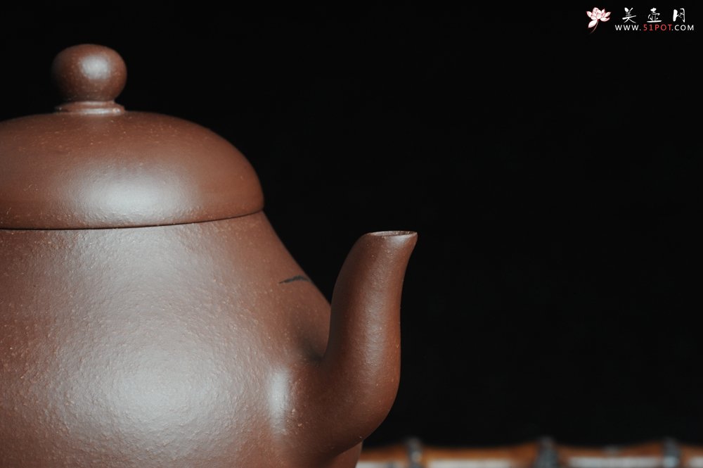 紫砂壶图片：美壶特惠 全手工精品秀雅高梨形 装饰兰草 - 美壶网
