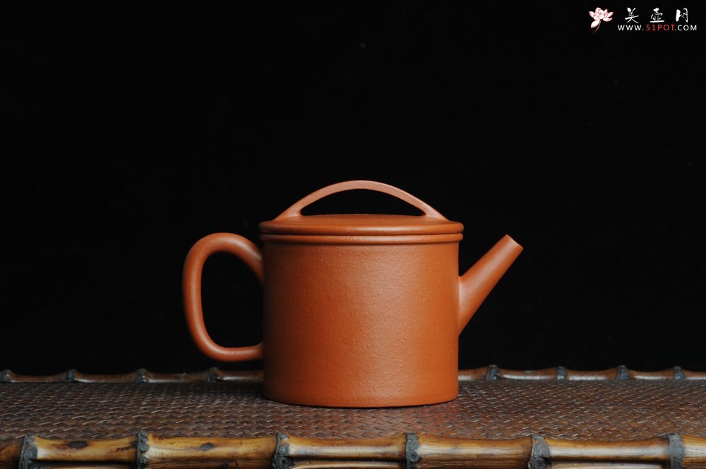 紫砂壶图片：优质赵庄朱泥 精品全手工汉瓦 端庄秀雅 大口实用 出水暴爽 - 美壶网