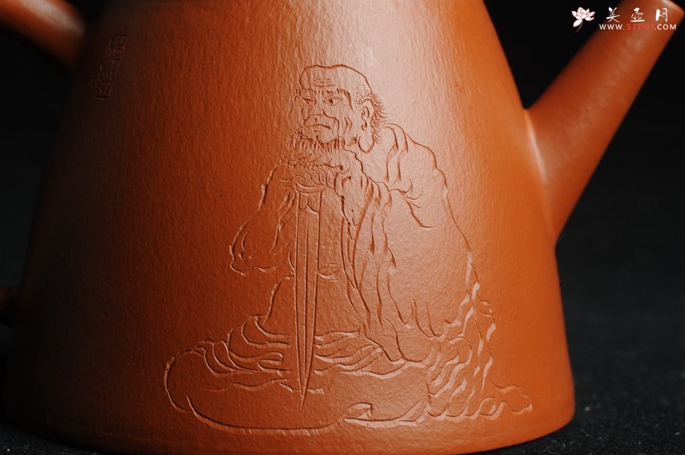 紫砂壶图片：优质朱泥全手工汉瓦二式 方健双刀文气装饰禅心图 超漂亮 - 美壶网