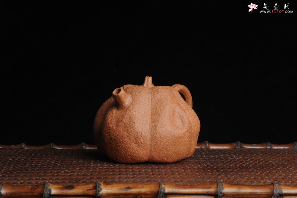 紫砂壶图片：仿生花货 全手工文人小南瓜 肌理丰富 - 美壶网