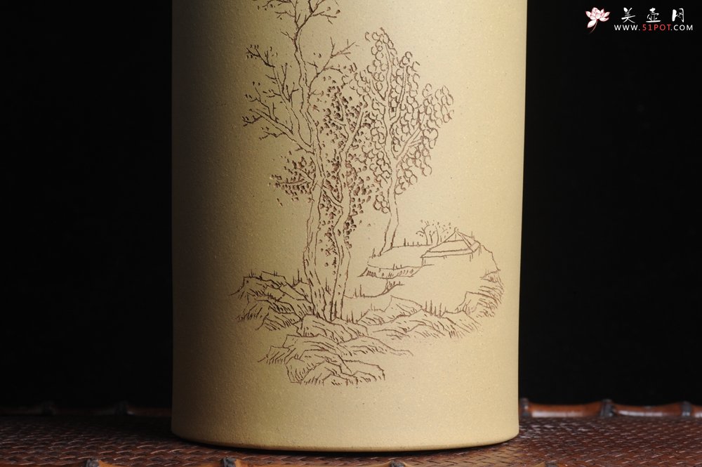 紫砂壶图片：美筒特惠 精品山水高帽笔筒三式 山高月小 水落石出 老师不打草稿直接空刻 一气呵成 - 美壶网