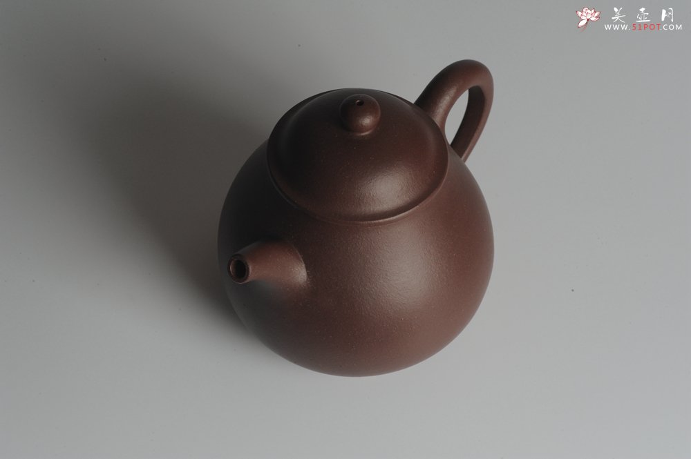 紫砂壶图片：全手工优质老紫泥潘壶刹凹成型单片拍打王新云进步之作 - 美壶网