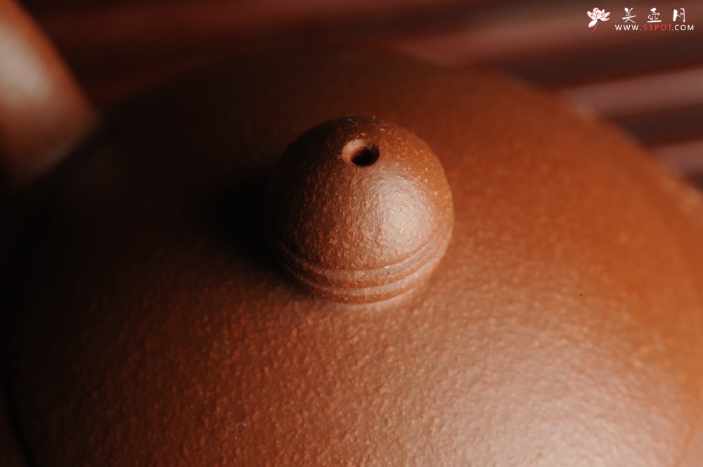 紫砂壶图片：美壶特惠 油润降坡泥 玉笠壶 出水如柱 仰山水清气 极天地大观 - 美壶网