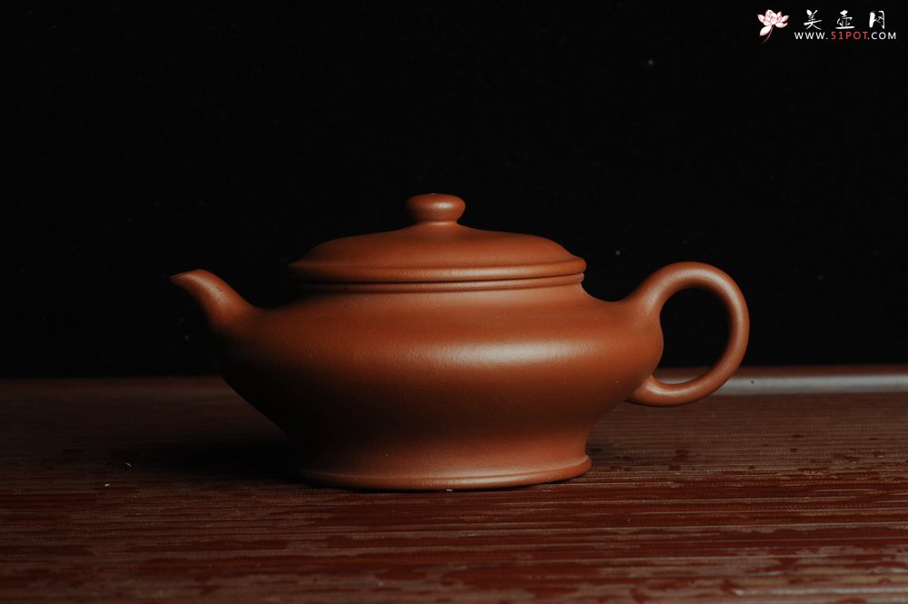 紫砂壶图片：美壶特惠 老清水泥虚扁 料子灰常好 茶人醉爱 - 美壶网