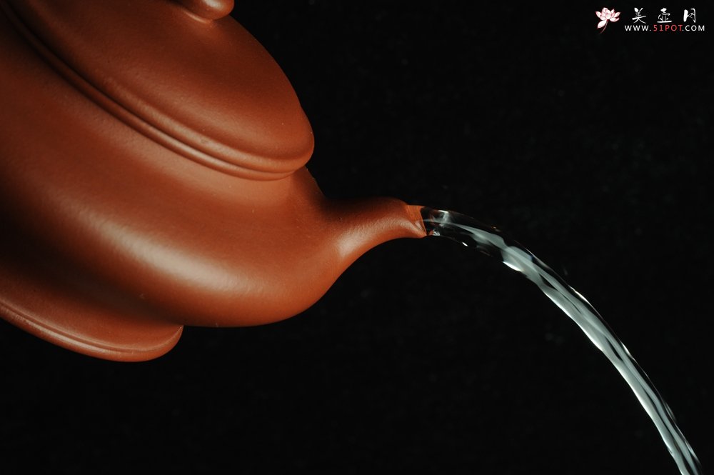 紫砂壶图片：美壶特惠 老清水泥虚扁 料子灰常好 茶人醉爱 - 美壶网