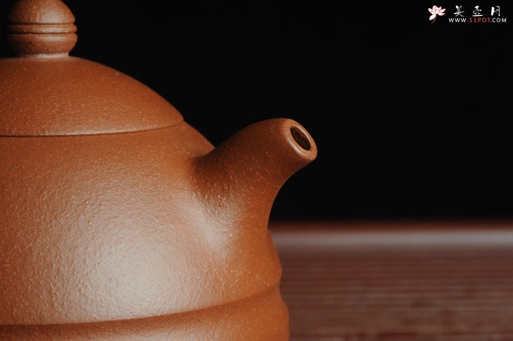 紫砂壶图片：美壶特惠 油润降坡泥 玉笠壶 出水如柱 仰山水清气 极天地大观 - 美壶网