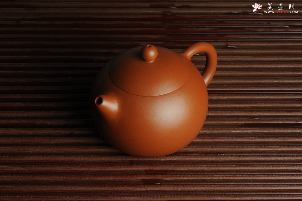 紫砂壶图片：美壶年底特惠 优质金黄朱泥 精工西施  - 美壶网