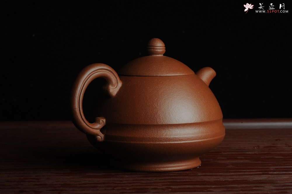 紫砂壶图片：美壶特惠 油润降坡泥 玉笠壶 出水如柱 仰山水清气 极天地大观 - 美壶网