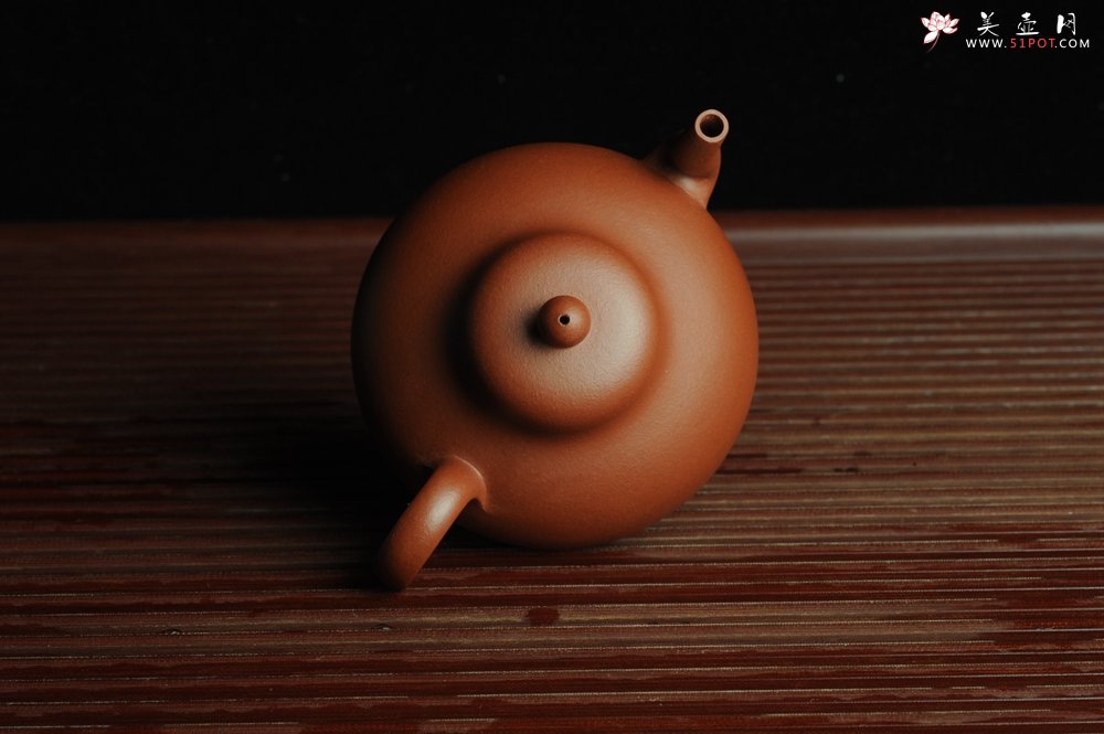 紫砂壶图片：美壶特惠 老清水泥思亭 小清新 茶人醉爱 - 美壶网