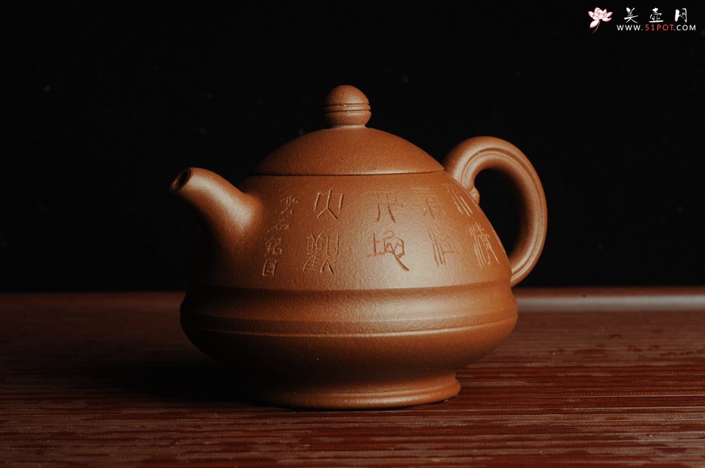 紫砂壶图片：美壶特惠 油润降坡泥 玉笠壶 出水如柱 仰山水清气 极天地大观 - 美壶网