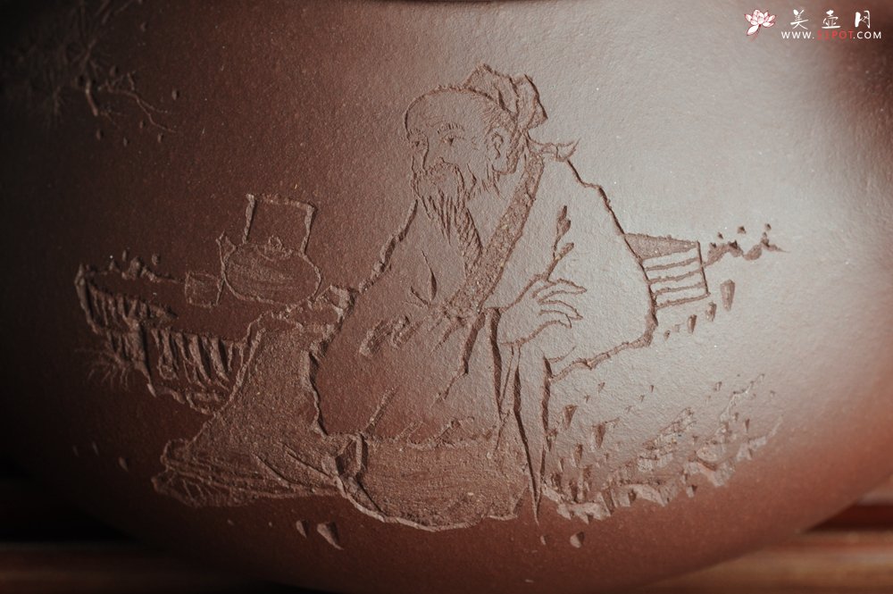 紫砂壶图片：美壶特惠 经典平盖小石瓢 满瓢（景舟石瓢）方健双刀即兴装饰松下高士煮茶图 泥料超好 做工灰常精致 - 美壶网