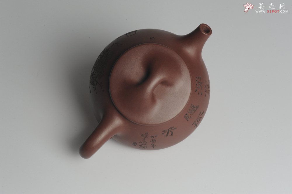 紫砂壶图片：美壶特惠 深丛隐孤芳 经典平盖小石瓢 满瓢（景舟石瓢）装饰菊花 泥料超好高档包装 做工灰常精致 - 美壶网