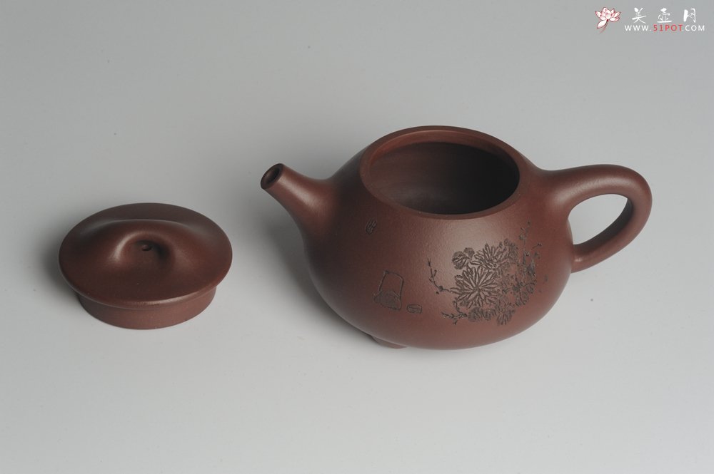 紫砂壶图片：美壶特惠 深丛隐孤芳 经典平盖小石瓢 满瓢（景舟石瓢）装饰菊花 泥料超好高档包装 做工灰常精致 - 美壶网