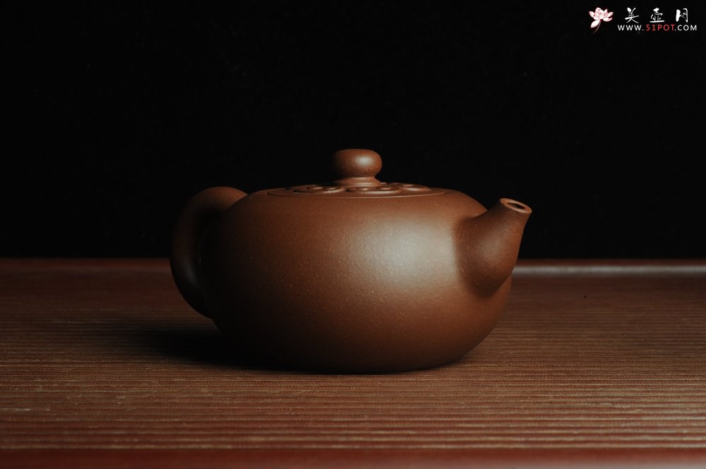 紫砂壶图片：美壶特惠 精致福气如意壶 嵌盖 做工泥料灰常好 出水暴爽 无证书 养过一段时间 开年福利  - 美壶网