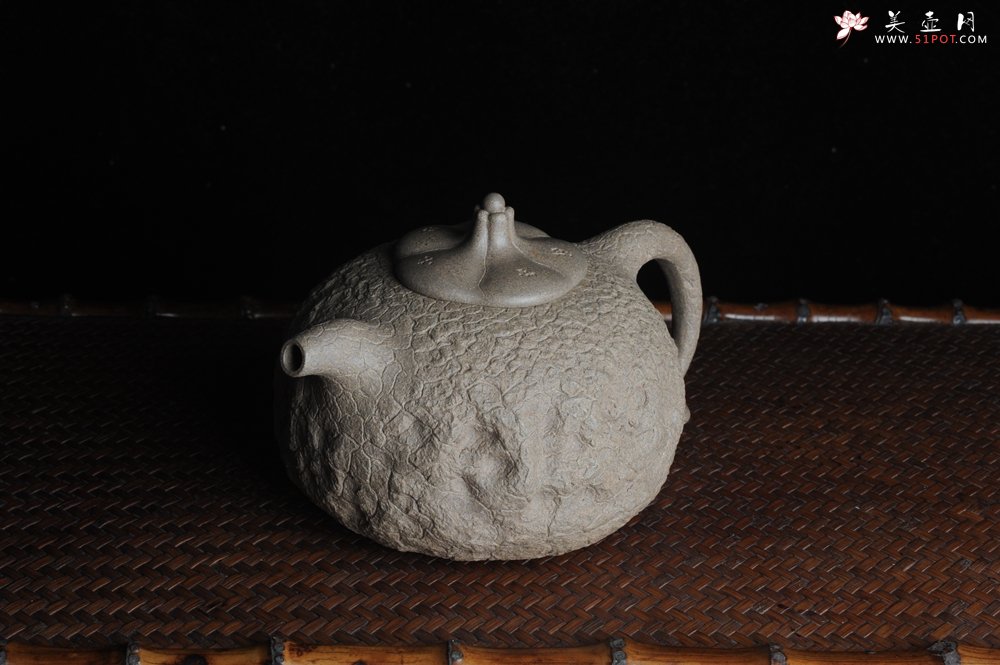紫砂壶图片：美壶特惠 精品老青段全手工供春 龚春 异形盖 难度大 肌理丰富 - 美壶网