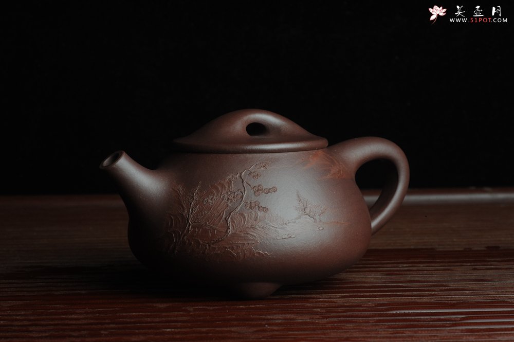 紫砂壶图片：美壶特惠 经典平盖小石瓢 满瓢（景舟石瓢）泥绘山水 江清月近人 单色泥绘更显功力 - 美壶网
