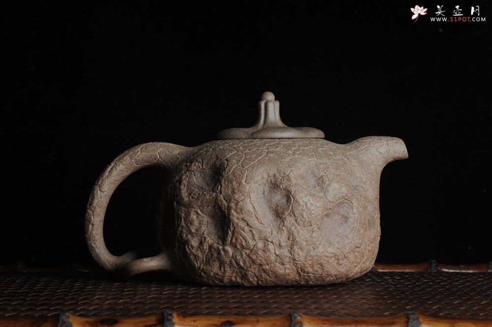 紫砂壶图片：美壶特惠 精品老青段全手工小供春 龚春 异形盖 难度大 肌理丰富 - 美壶网