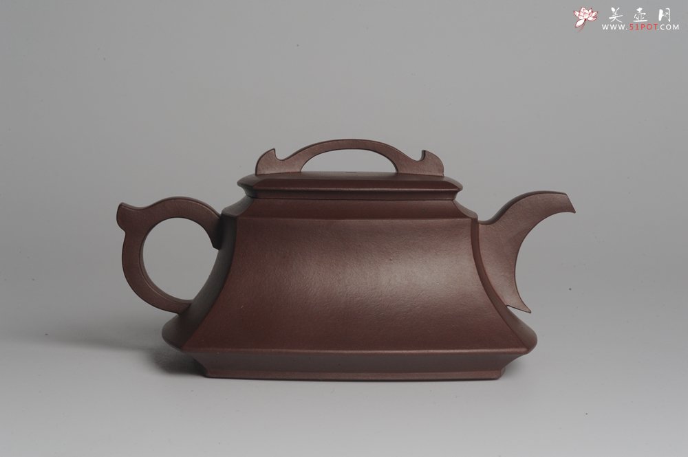 紫砂壶图片：原创精致全手工四方吉玉壶 难度大线条流畅 - 美壶网