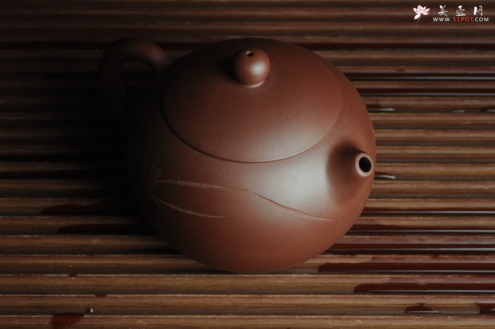紫砂壶图片：美壶福利特惠 精工西施 助工俞霞老双刀室聚兰香 - 美壶网