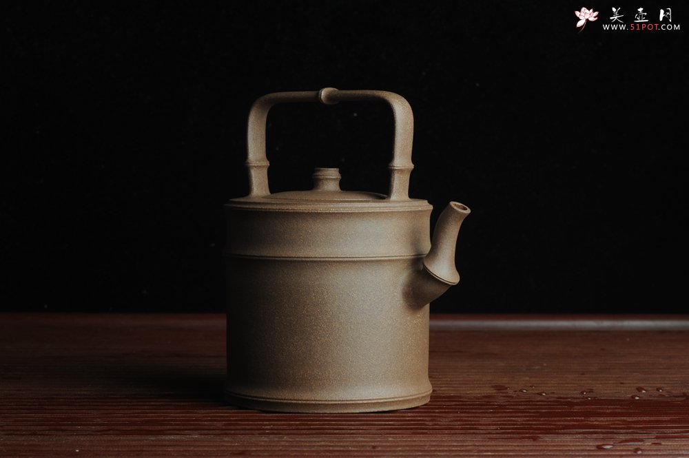 紫砂壶图片：美壶特惠 特好老段泥 精工竹段提梁 挺拔秀雅 - 美壶网