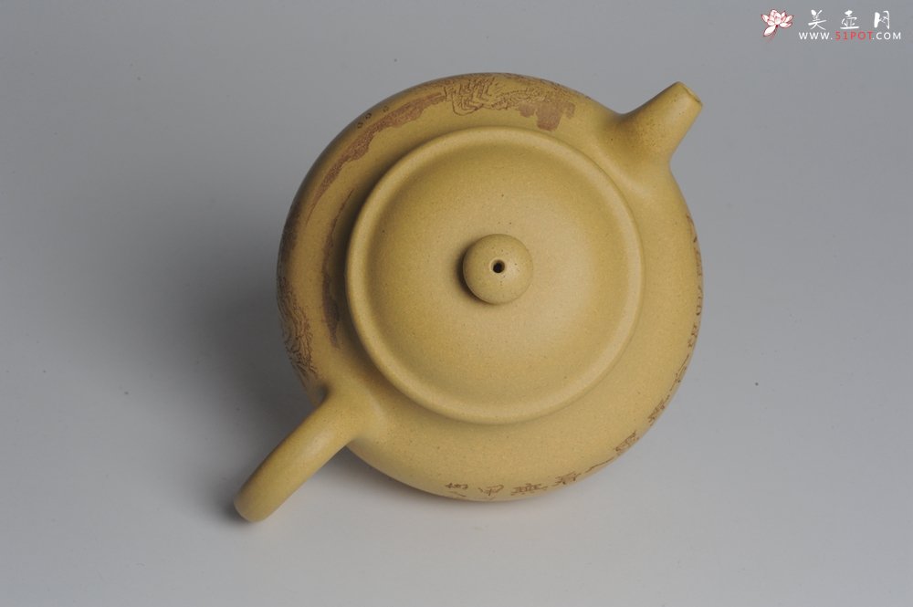 紫砂壶图片：美壶特惠 灰常好的本山段精工山水莲子壶 端庄秀雅 白云回望合 青霭入看无 - 美壶网