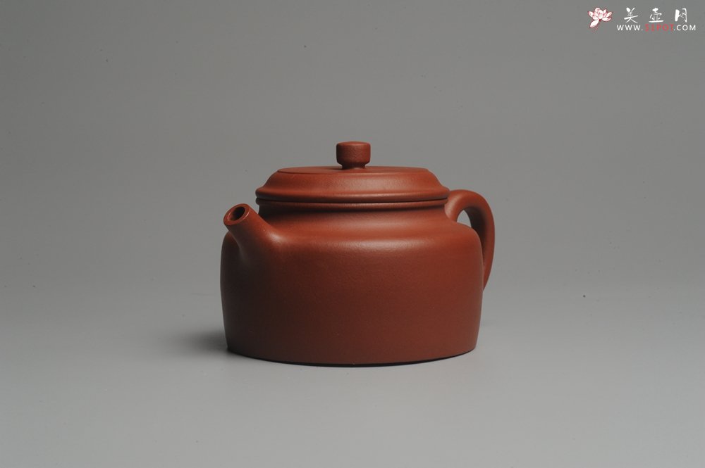 紫砂壶图片：美壶特惠 老清水泥经典大亨德中 茶人醉爱 - 美壶网