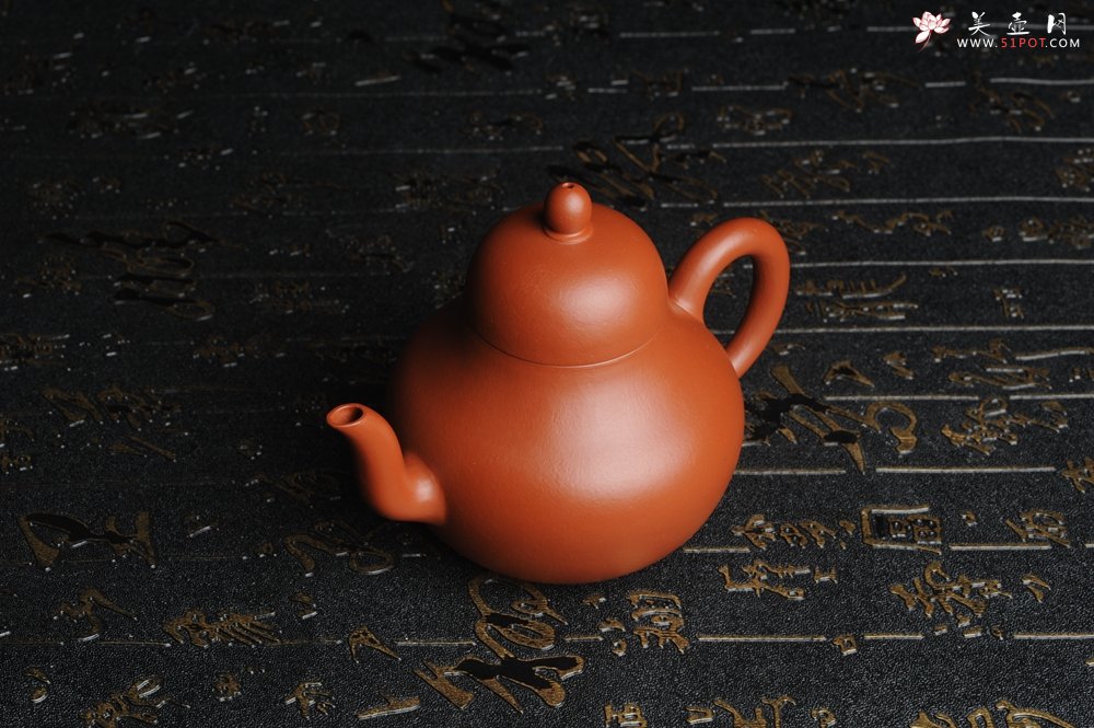 紫砂壶图片：端庄秀雅 精致全手工思亭壶  - 美壶网