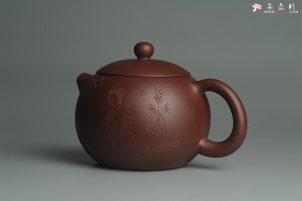 紫砂壶图片：美壶福利特惠 精工西施 抚琴图 琴韵泉声 饱满圆润 - 美壶网