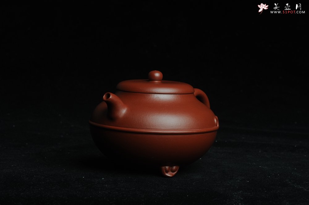 紫砂壶图片：美壶特惠 优质大红袍朱泥 做工精致三足束带一生所爱壶 茶人醉爱 - 美壶网