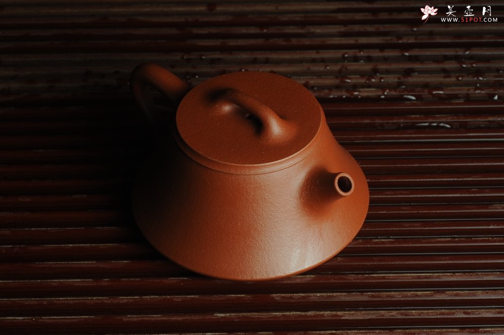 紫砂壶图片：美壶特惠 优质朱泥调砂础瓢壶 做工精致 端庄秀雅 - 美壶网