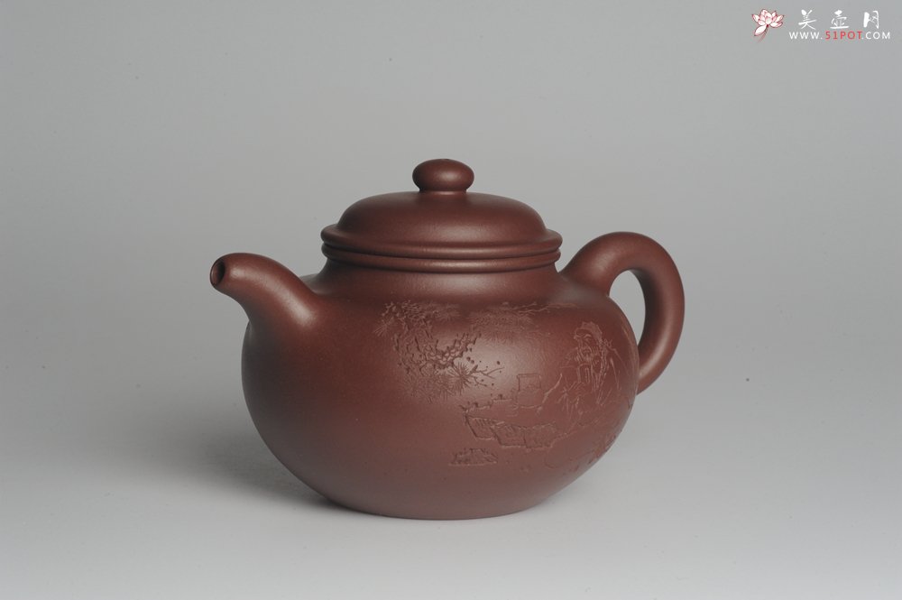 紫砂壶图片：强强联合 实力派杨老师全手工大亨莲子 方健老师即兴装饰 一甄清气半静吟 古韵悠悠 气势非凡 深得老味 - 美壶网