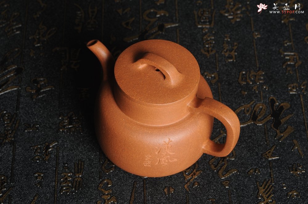 紫砂壶图片：美壶特惠 灰常油润优质黄降坡泥瓦当壶 文气小巧精致 实用 茶人醉爱 - 美壶网