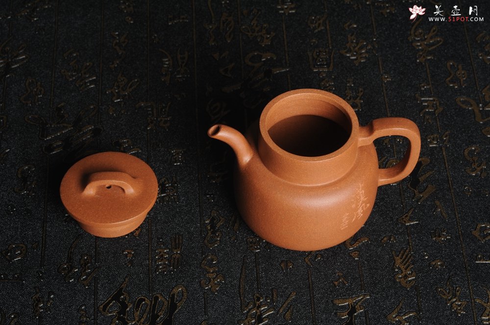 紫砂壶图片：美壶特惠 灰常油润优质黄降坡泥瓦当壶 文气小巧精致 实用 茶人醉爱 - 美壶网