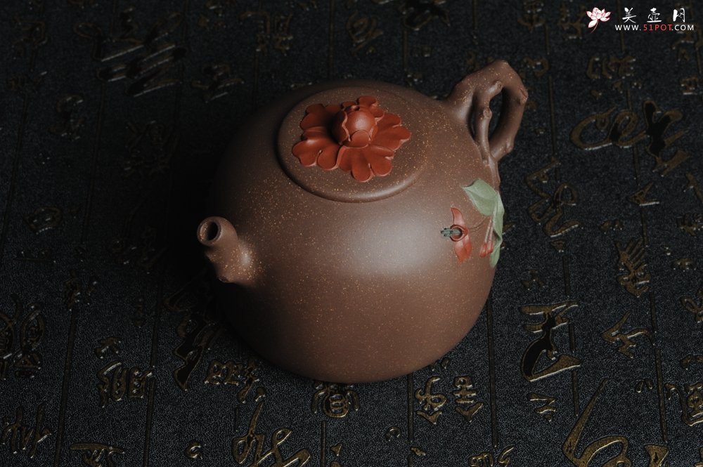紫砂壶图片：美壶特惠 精工国色天香壶 贴叶精湛 - 美壶网