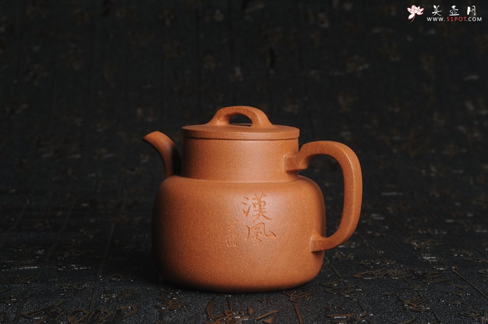 紫砂壶图片：美壶特惠 灰常油润优质黄降坡泥瓦当壶 文气小巧精致 实用 茶人醉爱 - 美壶网