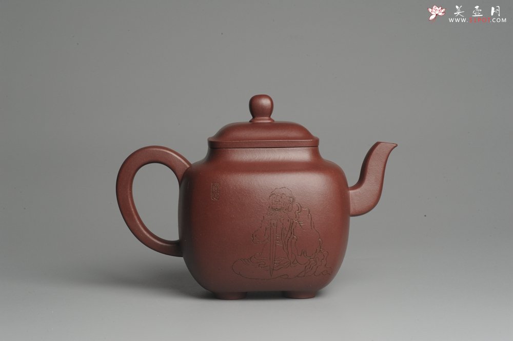 紫砂壶图片：实力派张海艳全手工重器鸣远四方 方健老师双刀装饰 浑厚大气 - 美壶网