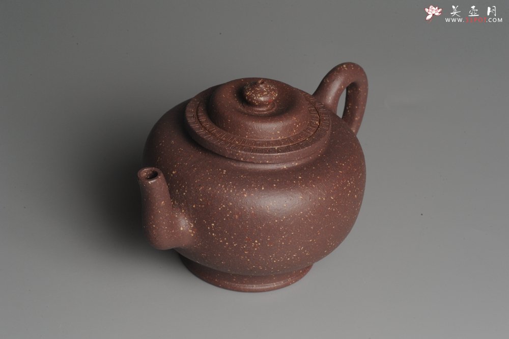 紫砂壶图片：美壶特惠 油润五彩紫泥高莲灯 做工精致 嵌盖难度大 茶人醉爱 - 美壶网