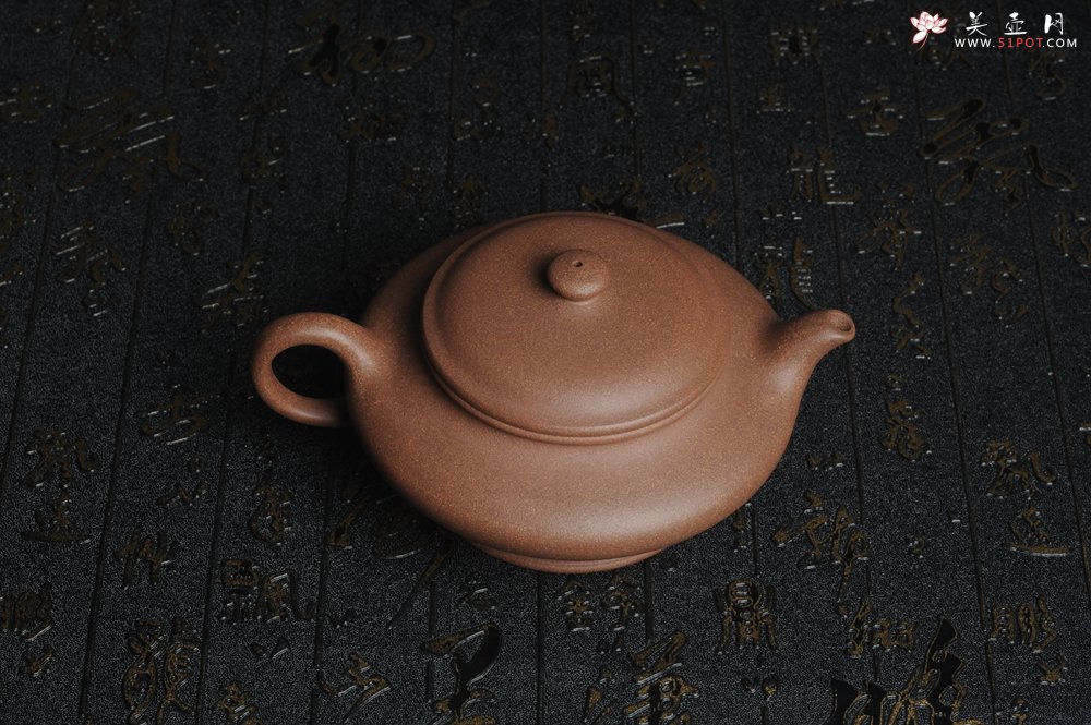 紫砂壶图片：美壶特惠 老段泥虚扁 做工精致 茶人醉爱 - 美壶网