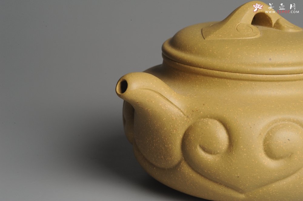 紫砂壶图片：美壶特惠 优质本山段 精工仿古如意  - 美壶网