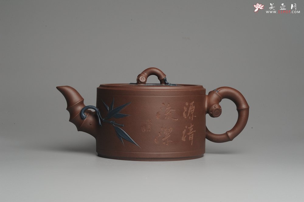 紫砂壶图片：精品大竹段壶 嵌盖难度大  气势磅礴 - 美壶网